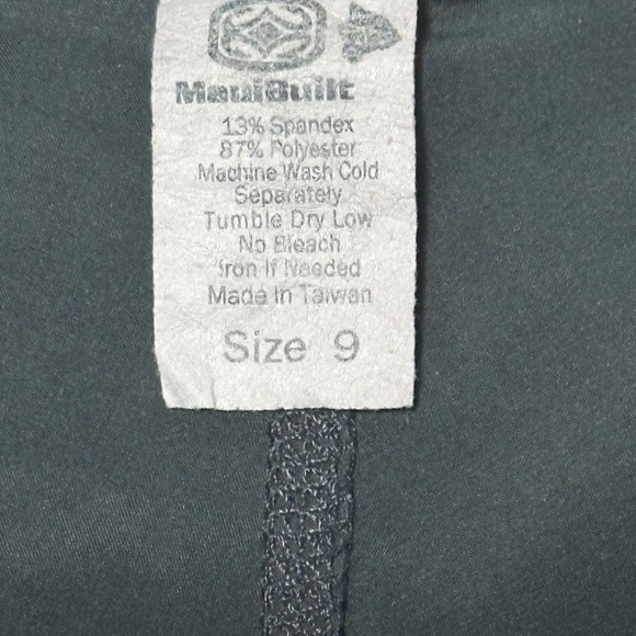 Maui Built Women’s Board Shorts - Picture 2 of 7